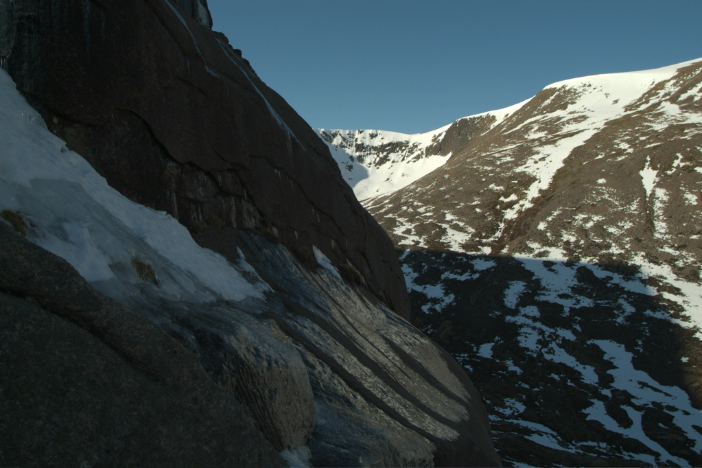 Icy rocks on Angels Peak